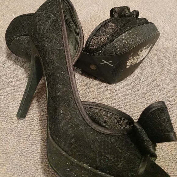 Black lace and sparkle high heels - Picture 6 of 7
